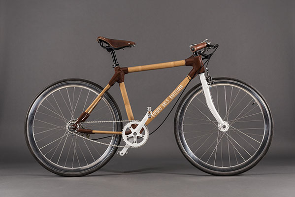 mirar televisión Relámpago Dificil Bicicletas de bambú: el pedaleo más ligero